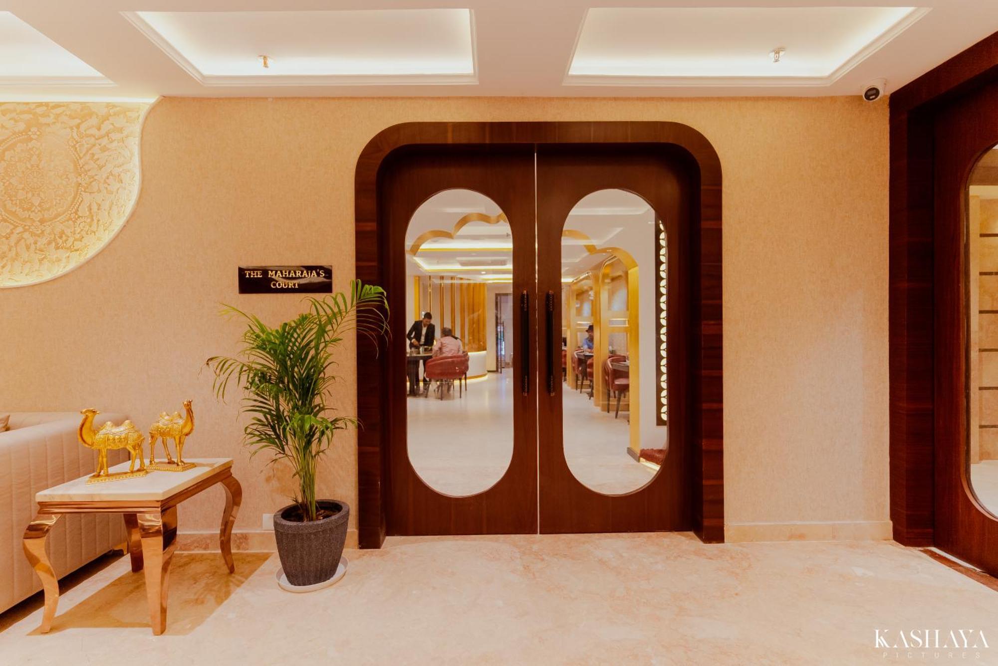 Hotel Ratan Mahal Datia エクステリア 写真