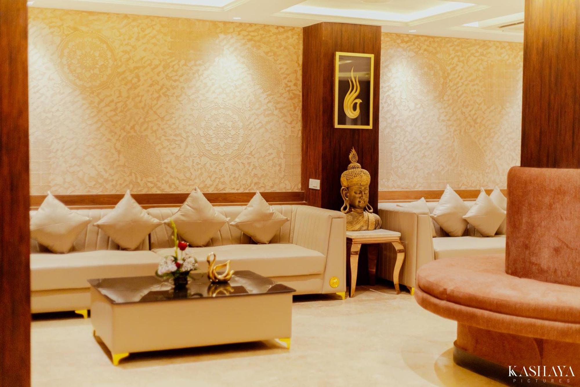 Hotel Ratan Mahal Datia エクステリア 写真